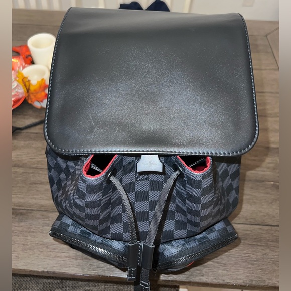 Louis Vuitton Utility Backpack - Picture 11 of 12